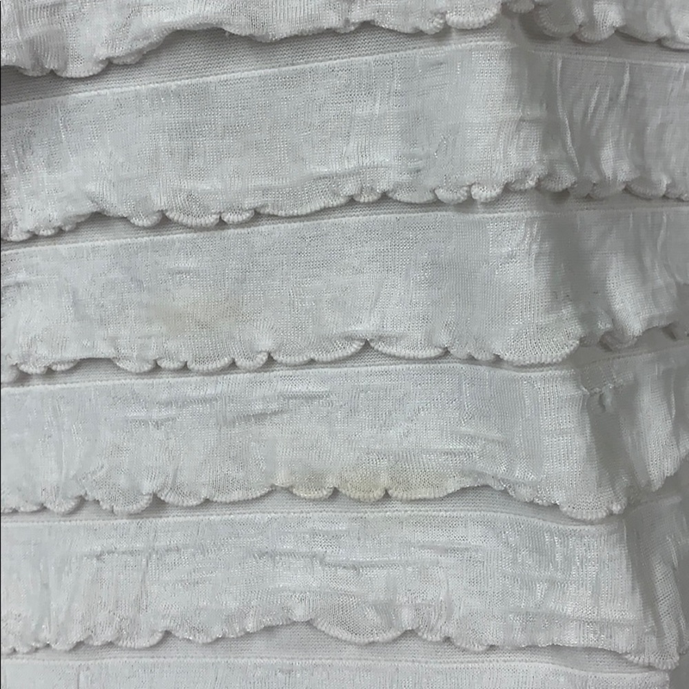๐ VINTAGE RUFFLED WHITE TOP - Picture 7 of 7